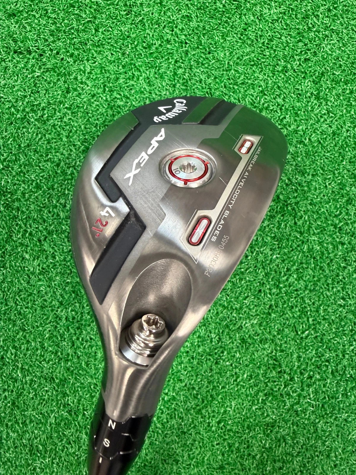Callaway Apex 4 Hybrid 21° Dark Recoil 75g Shaft (light used)